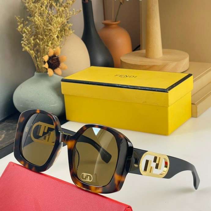 Picture of Fendi Sunglasses _SKUfw51926192fw